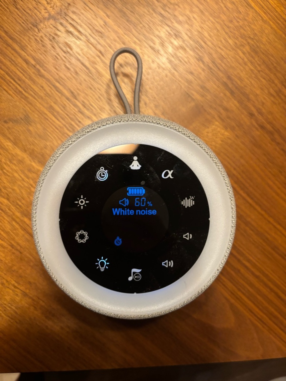 Sehstar | Portable White Noise Machine in Gray/White